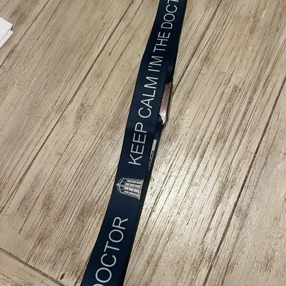 Navy Seatbelt Belt - Picture 2 of 5